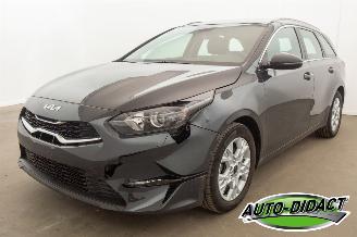 Schadeauto Kia Ceed 1.0 23.421 km Navi Clima Camera 2023/11