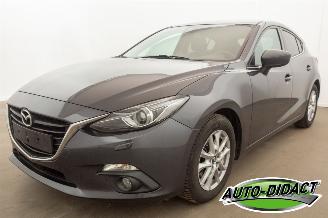 Schadeauto Mazda 3 2.0 Automaat Clima Navi Camera 2016/2