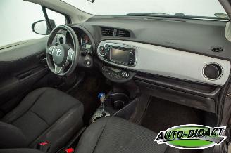 Toyota Yaris 1.5 Hybride Automaat Navi Camera Clima Comfort picture 20