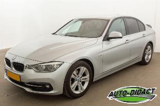 skadebil auto BMW 3-serie 320i Automaat Clima Navi Leder Corporate Lease High Executive 2017/11