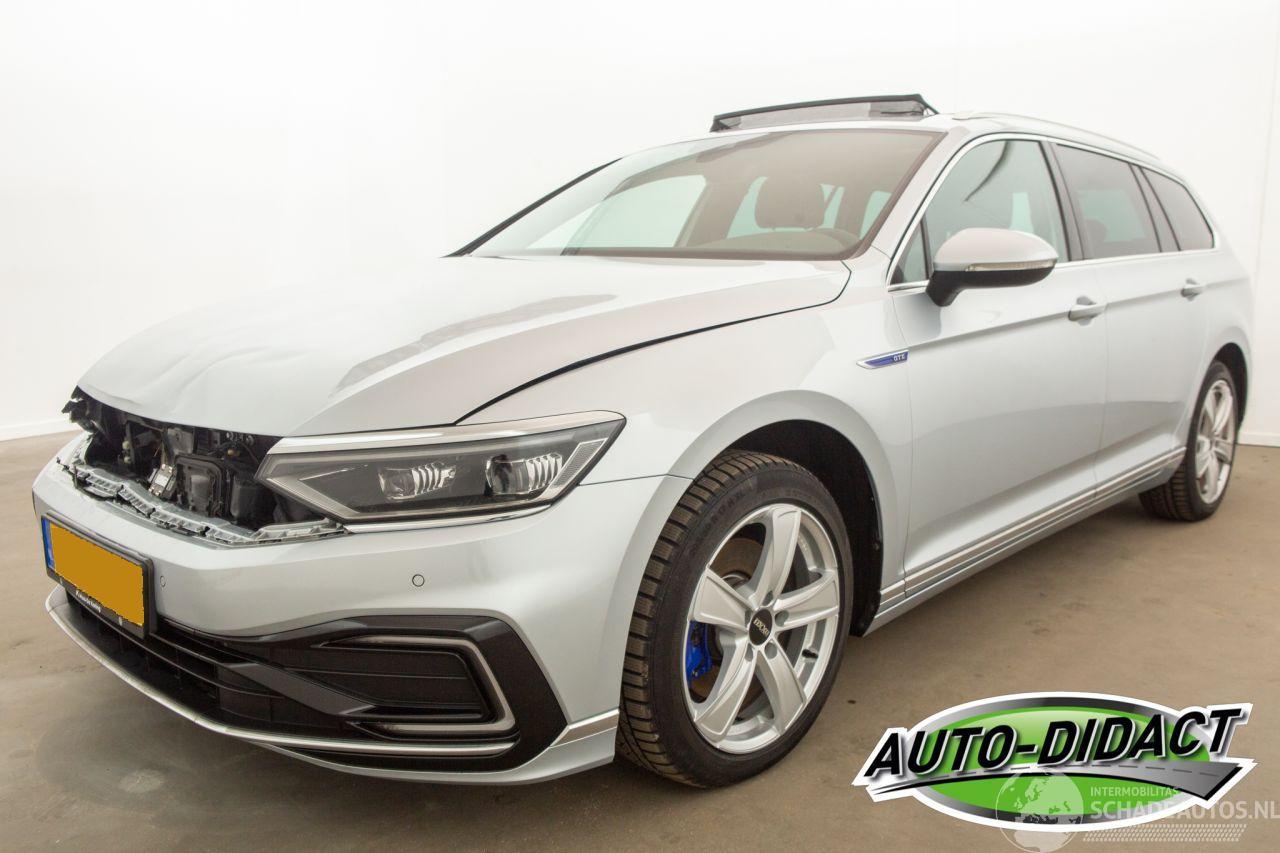 Volkswagen Passat GTE 1.4 TSI Automaat Pano Navi Camera Clima PHEV Business