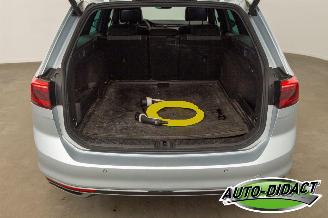 Volkswagen Passat GTE 1.4 TSI Automaat Pano Navi Camera Clima PHEV Business picture 39