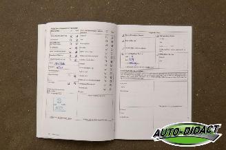 Volkswagen Up! 1.0 Automaat Airco move up! picture 26