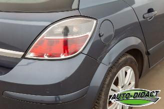 Opel Astra 1.6 Cosmo Navi Stoelverwarming Leder picture 37