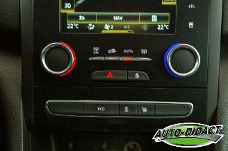 Renault Mégane 1.3 TCe Automaat Leder Clima Navi Camera Bose picture 9