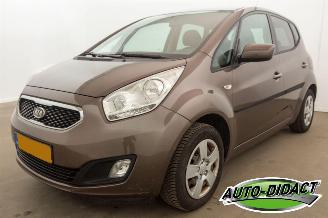 Vaurioauto  passenger cars Kia Venga 1.4 CVVT Clima Navi Plus Pack 2012/11