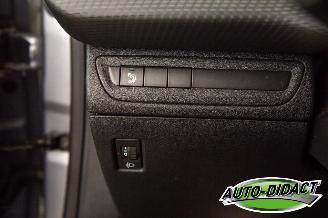 Peugeot 2008 1.2 Clima Navi 79.211 km Access picture 25