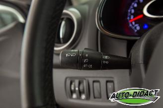 Renault Clio 0.9 TCe 83.803 km NAP Airco Navi Limited picture 16