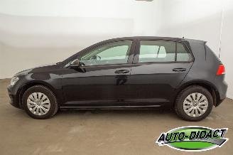 Volkswagen Golf 1.6 TDI Clima Navi Trendline picture 38