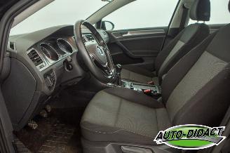 Volkswagen Golf 1.6 TDI Clima Navi Trendline picture 26