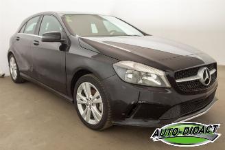 Mercedes A-klasse 180d Airco Navi Half Leder picture 2