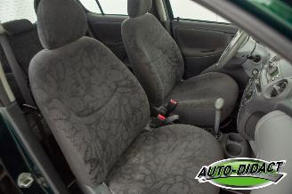 Toyota Yaris 1.3-16V Automaat VVT-i Sol picture 15