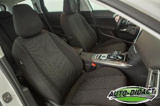 Peugeot 308 SW 1.5 HDI Automaat Clima Navi Active picture 19