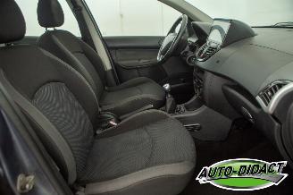 Peugeot 206+ 1.4 XS Airco picture 17