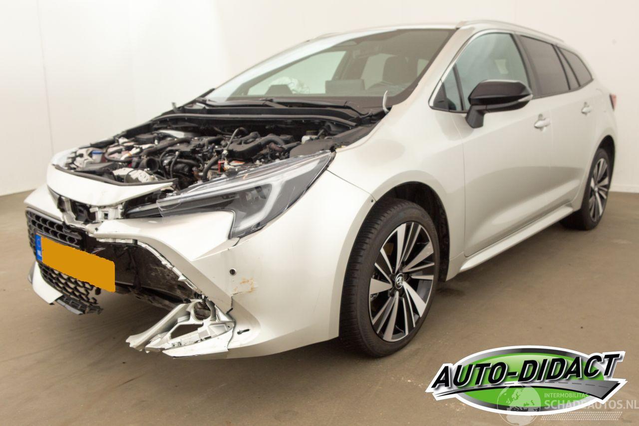 Toyota Corolla Touring Sports Hybrid 140 Dynamic Automaat 22.159 km