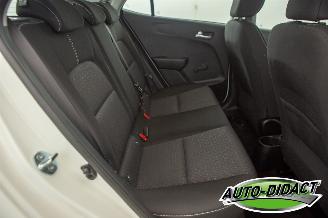 Kia Picanto 1.0 DPi 5p. Airco ComfortLine picture 21
