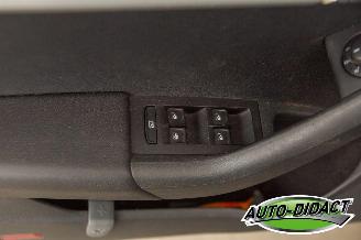 Skoda Octavia 1.6 TDI Clima Navi Greentech Ambition Business picture 13