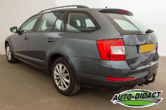 Skoda Octavia 1.6 TDI Clima Navi Greentech Ambition Business picture 3