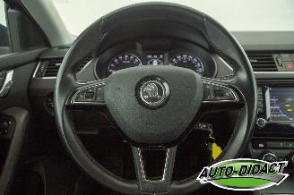 Skoda Octavia 1.6 TDI Clima Navi Greentech Ambition Business picture 5