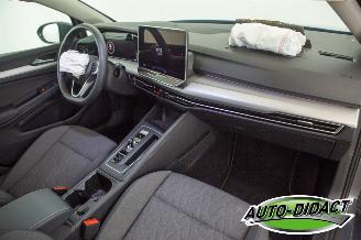 Volkswagen Golf 1.5 eTSI Automaat 34.921 km NAP Camera Life Edition picture 16