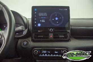 Toyota Yaris 1.5 Hybrid Automaat Navi Camera 115 Business Plus picture 12