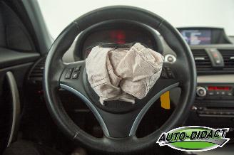 BMW 1-serie 116i Clima Leder Navi EffDyn. Ed. Business Line Ultimate Edition picture 5