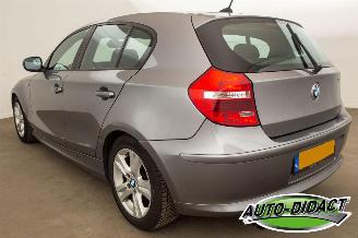 BMW 1-serie 116i Clima Leder Navi EffDyn. Ed. Business Line Ultimate Edition picture 3