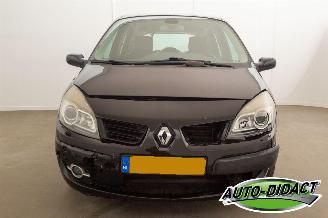 Renault Scenic 1.6-16V Tech Line Clima Navi picture 35