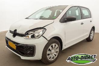 krockskadad bil auto Volkswagen e-Up! e-up! Style 61kW 26.796 km NAP 2024/4