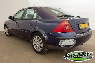 Ford Mondeo 2.0-16V Trend Airco picture 3