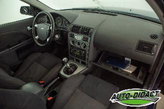 Ford Mondeo 2.0-16V Trend Airco picture 17