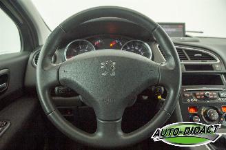 Peugeot 5008 1.6 VTi Clima Navi 7p. Blue Lease picture 5