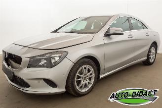 Vaurioauto  passenger cars Mercedes Cla-klasse 200d Automaat Clima Navi Leder CARPAS 2017/8