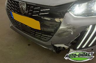 Peugeot e-208 EV 51 kWh Automaat Clima Navi Camera Allure picture 32