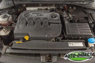 Volkswagen Golf 1.6 TDI Automaat Clima Navi Trendline picture 31