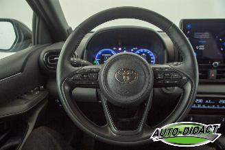 Toyota Yaris 1.5 Hybrid Automaat Clima Navi Camera 130 Executive picture 5