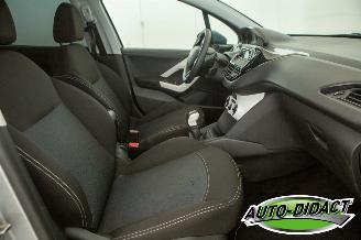 Peugeot 208 1.2 Like Airco 50kw 78.284 km CARPAS picture 17