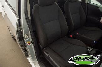 Toyota Yaris 1.5 Full Hybrid Automaat Navi Camera picture 21