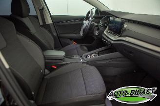 Skoda Octavia 1.0 e-TSI Automaat Digi Dash Navi Clima Business Edition picture 21