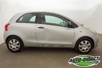 Toyota Yaris 1.0 VVTi Airco picture 33