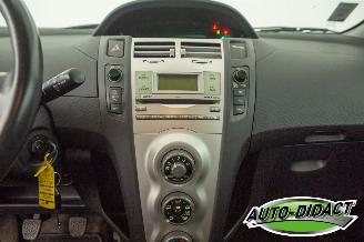 Toyota Yaris 1.0 VVTi Airco picture 9