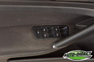 Volkswagen Golf 1.4 TSI Navi Pano Digi Dash Clima Highline picture 14