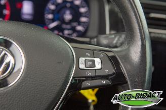 Volkswagen Golf 1.4 TSI Navi Pano Digi Dash Clima Highline picture 17