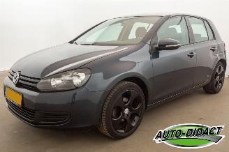 Vaurioauto  passenger cars Volkswagen Golf 1.4 Easyline Airco 2009/6