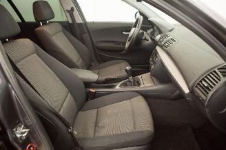 BMW 1-serie 118i Airco Elek Dak picture 16
