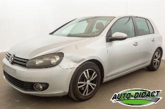 Unfallwagen Volkswagen Golf 1.6 TDI Clima Navi BlueMotion 2011/9