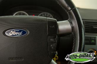 Ford Mondeo 2.0-16V Trend Airco picture 14