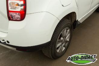 Dacia Duster 1.5 dCi Navi Camera Airco Leder Prestige picture 28