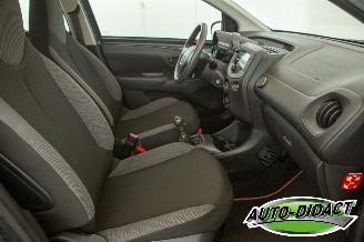 Toyota Aygo 1.0 VVT-i X-Now Airco inruil auto picture 16