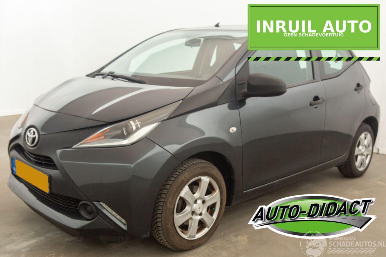 Toyota Aygo 1.0 VVT-i X-Now Airco inruil auto